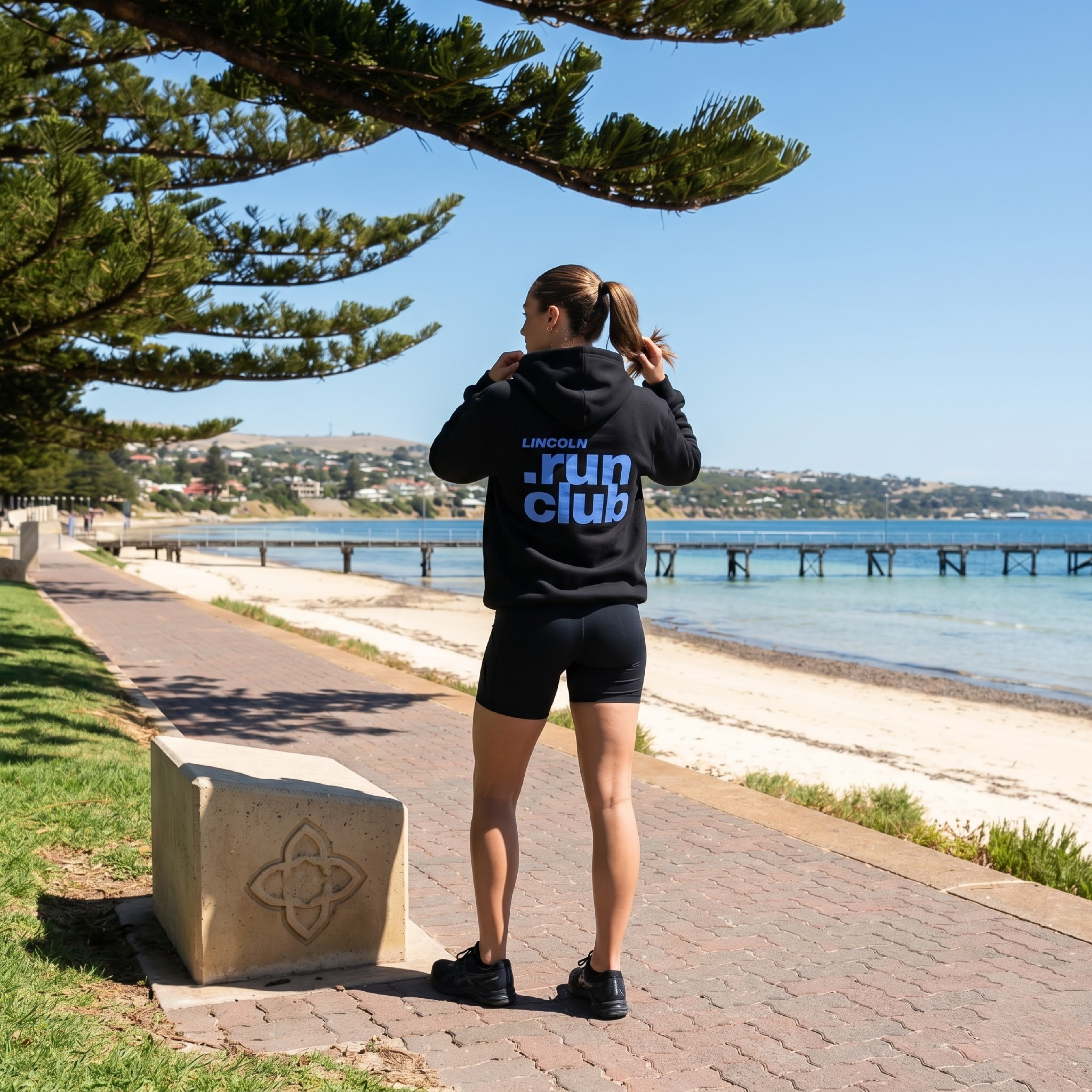 Lincoln Run Club - Hoodie